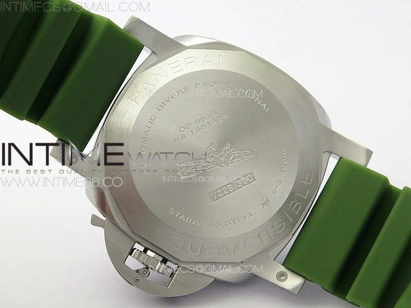 PAM1226 Submersible TTF Best Edition White Dial On Green Rubber Strap P.900 Clone